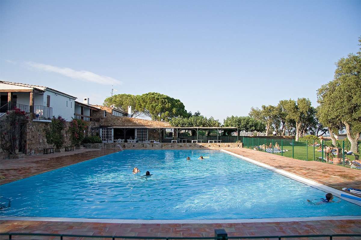 Piscine Domaine de Mas de Guerrevieille Rent French Riviera House